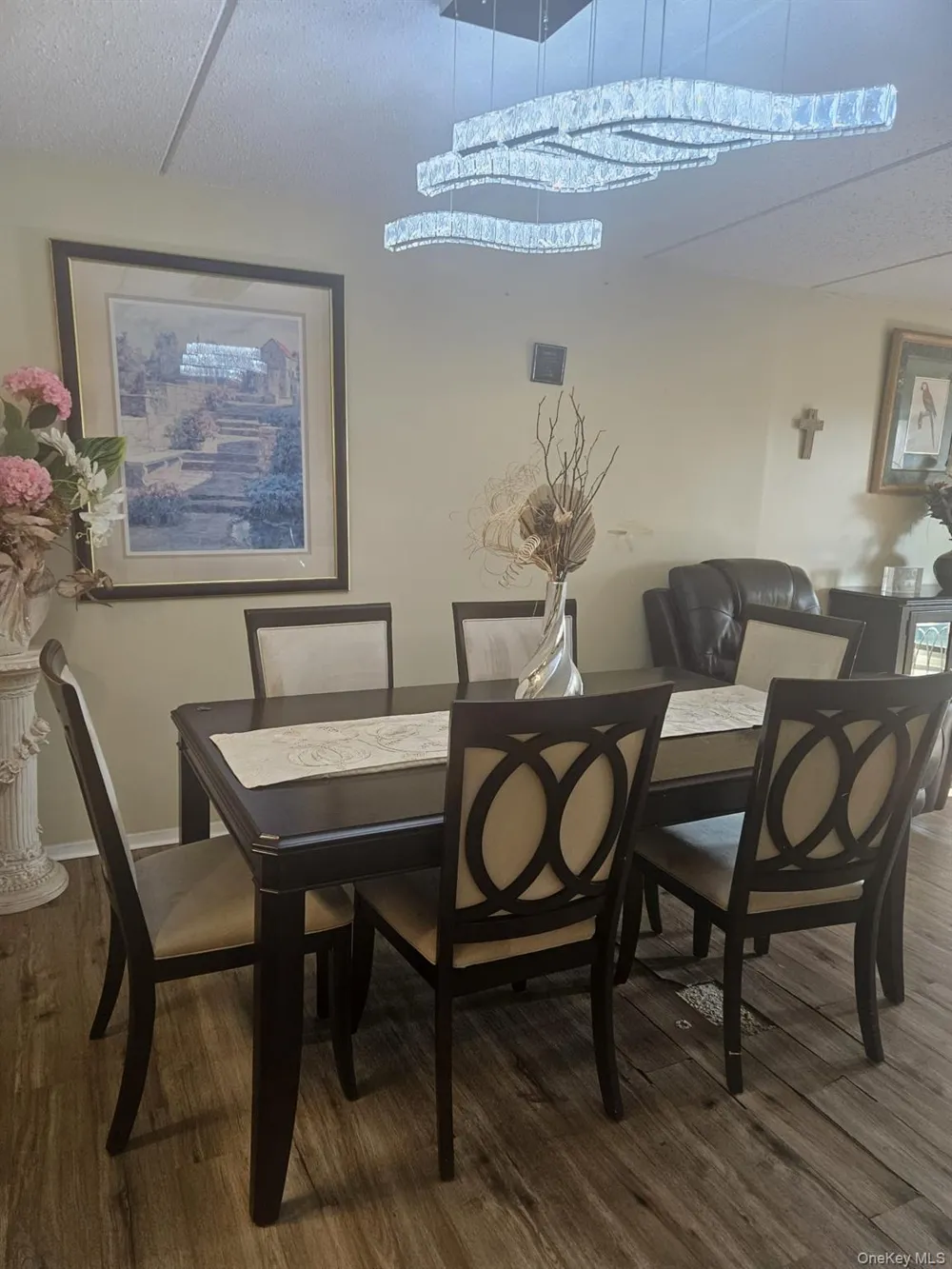 725 Miller Avenue #221 Freeport, NY 11520
