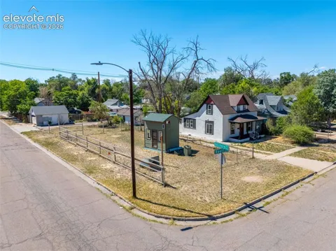 E Routt Avenue