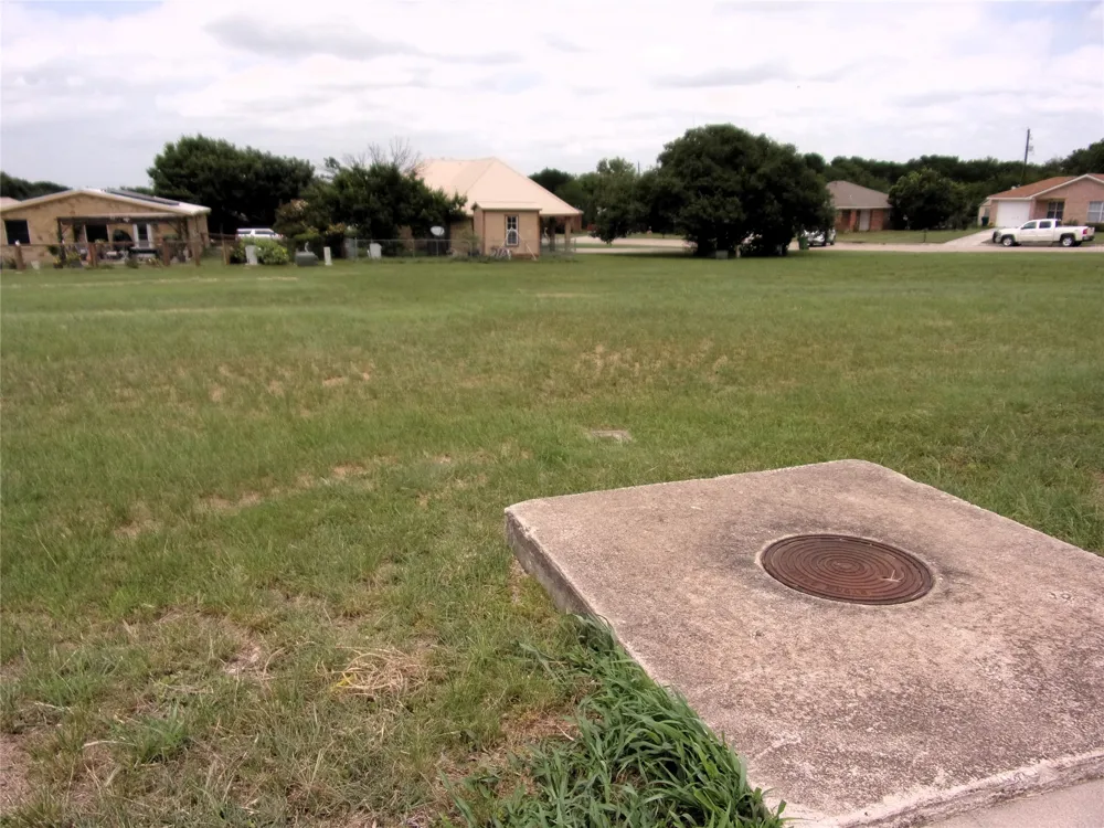 1906 W Brown Street San Saba, TX 76877