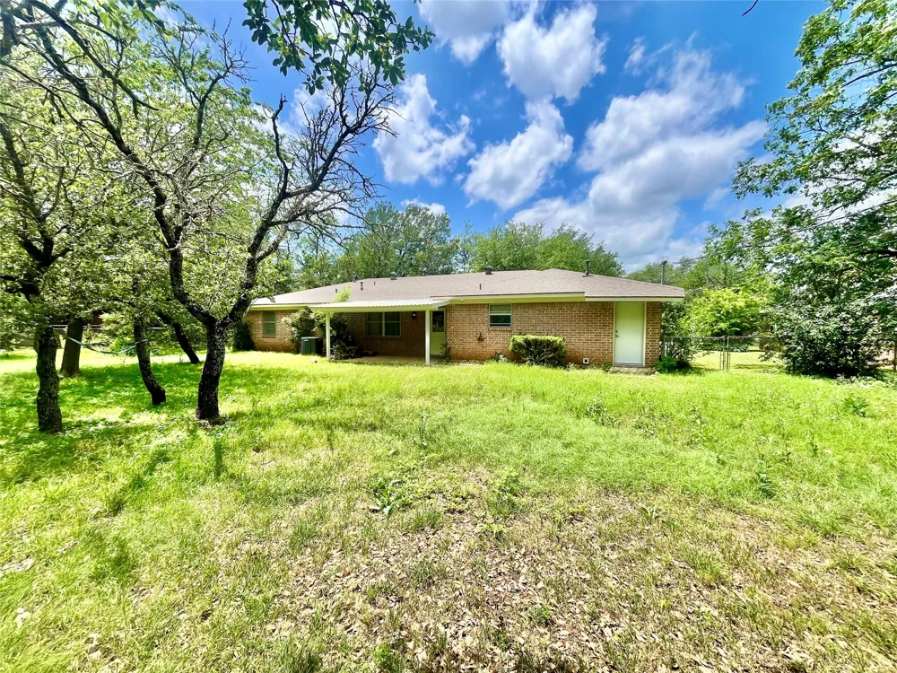 603 Barkley Drive Hamilton, TX 76531