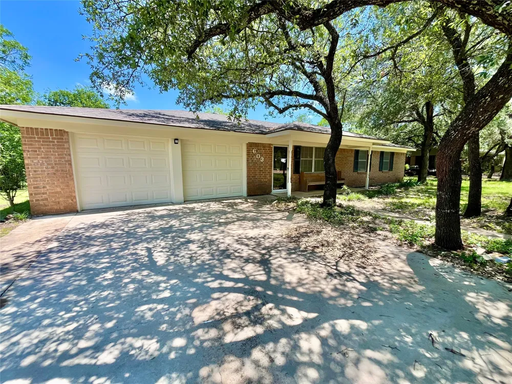 603 Barkley Drive Hamilton, TX 76531
