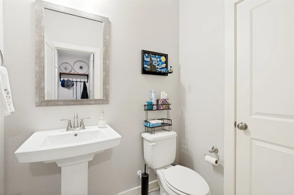 669 Trail Side Drive Lewisville, TX 75067