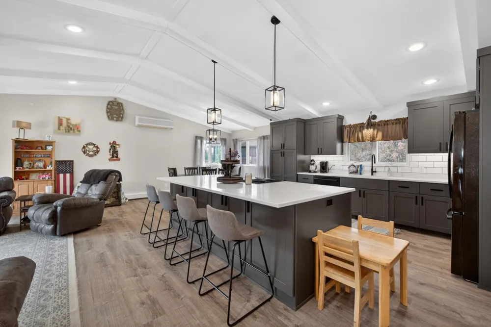 14156 Eagleridge Circle Park Rapids, MN 56470