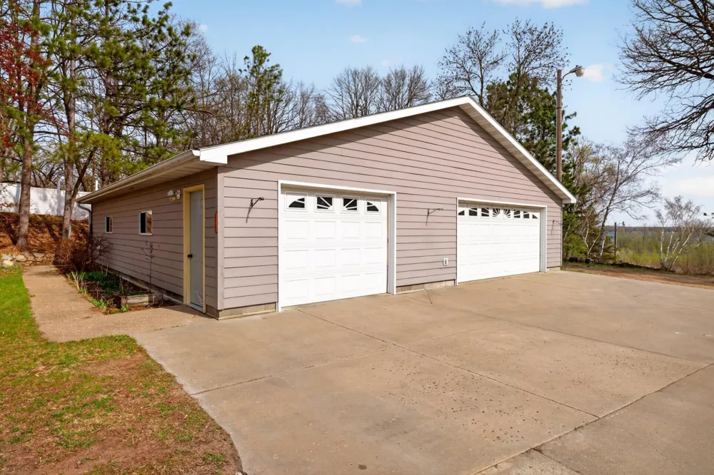 14156 Eagleridge Circle Park Rapids, MN 56470