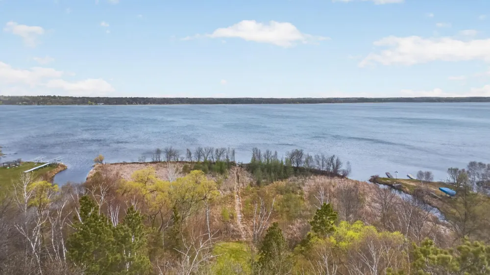 14156 Eagleridge Circle Park Rapids, MN 56470