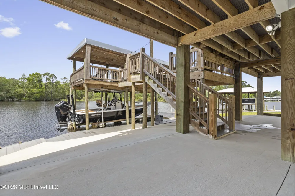 6149 Pontiac Drive Kiln, MS 39556