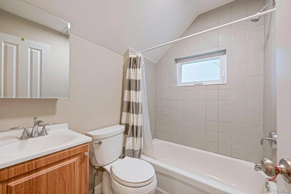 15 Northridge Street Huntington Station, NY 11746