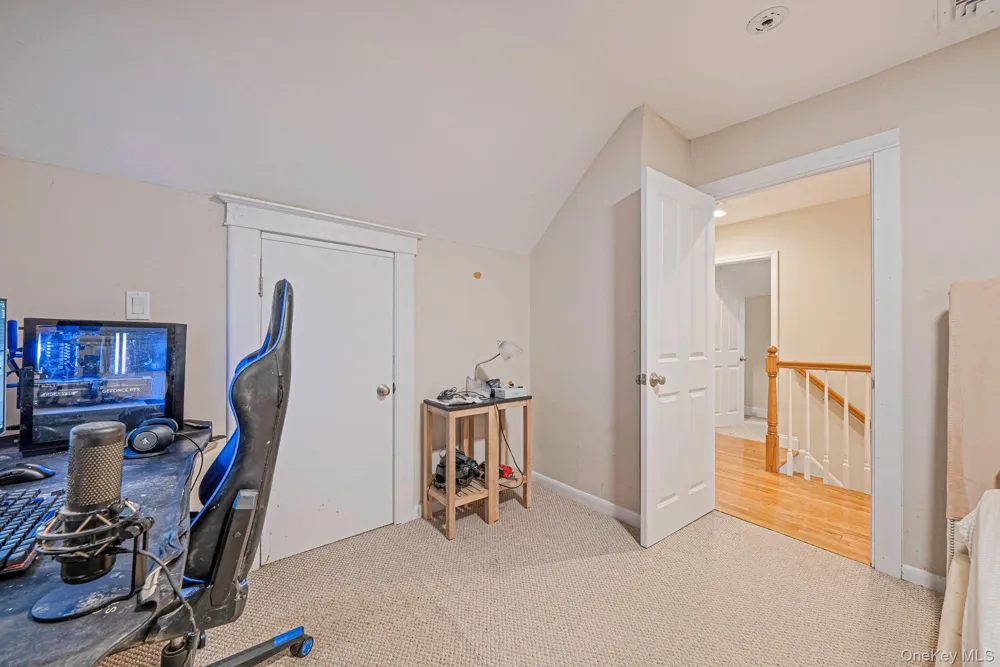 15 Northridge Street Huntington Station, NY 11746