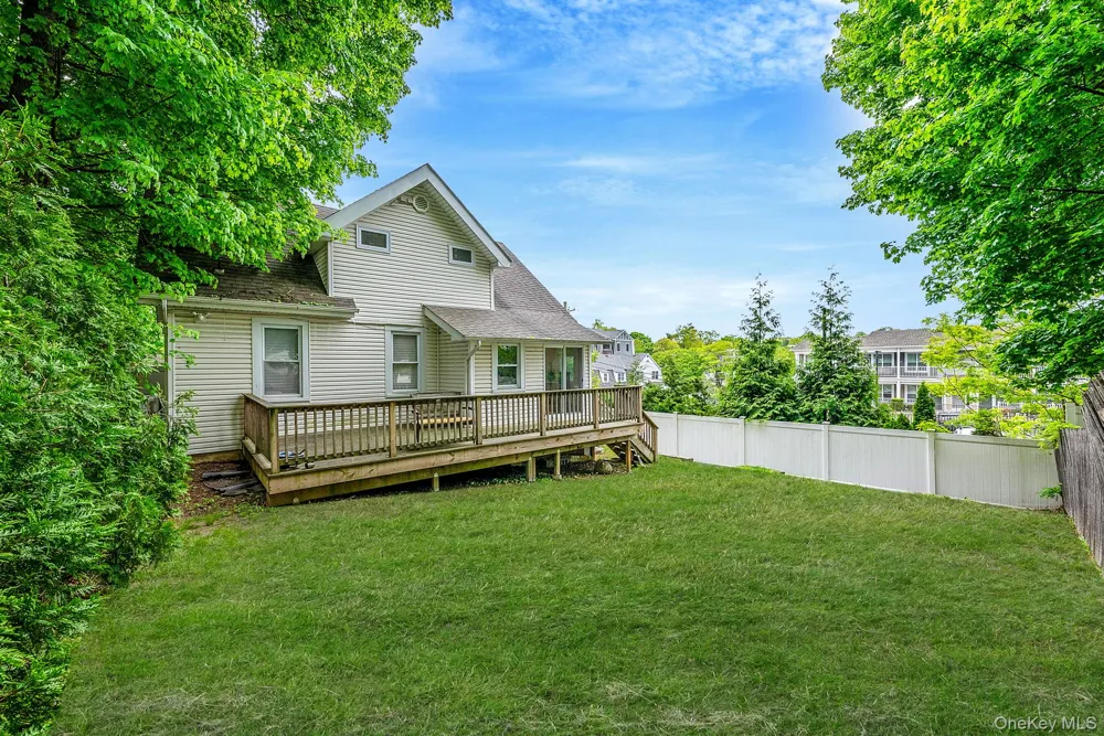 15 Northridge Street Huntington Station, NY 11746