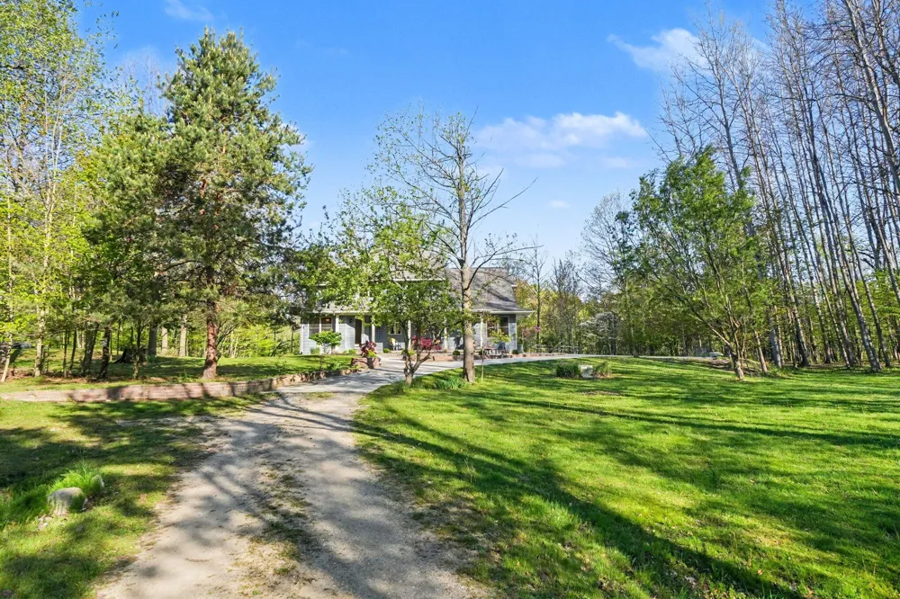 14888 County Road 687 Geneva Township, MI 49090