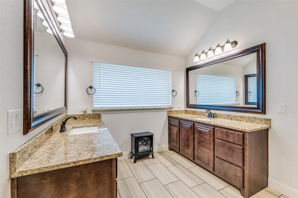 2602 Geer Lane Mansfield, TX 76063