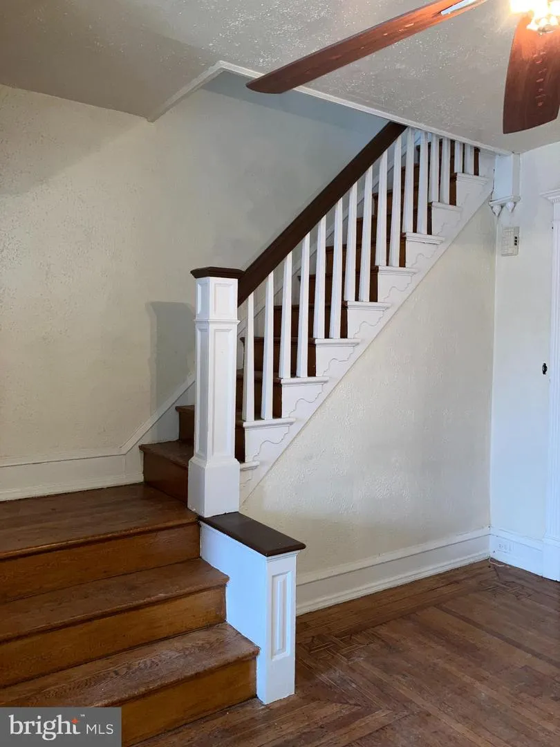 1512 W RUSCOMB STREET Philadelphia, PA 19141