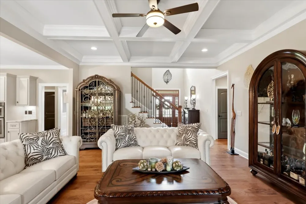 82 Pikes Peak Way Bowling Green, KY 42104