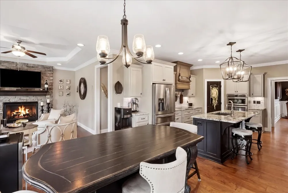82 Pikes Peak Way Bowling Green, KY 42104