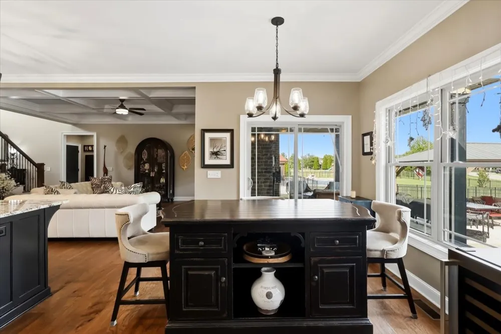 82 Pikes Peak Way Bowling Green, KY 42104