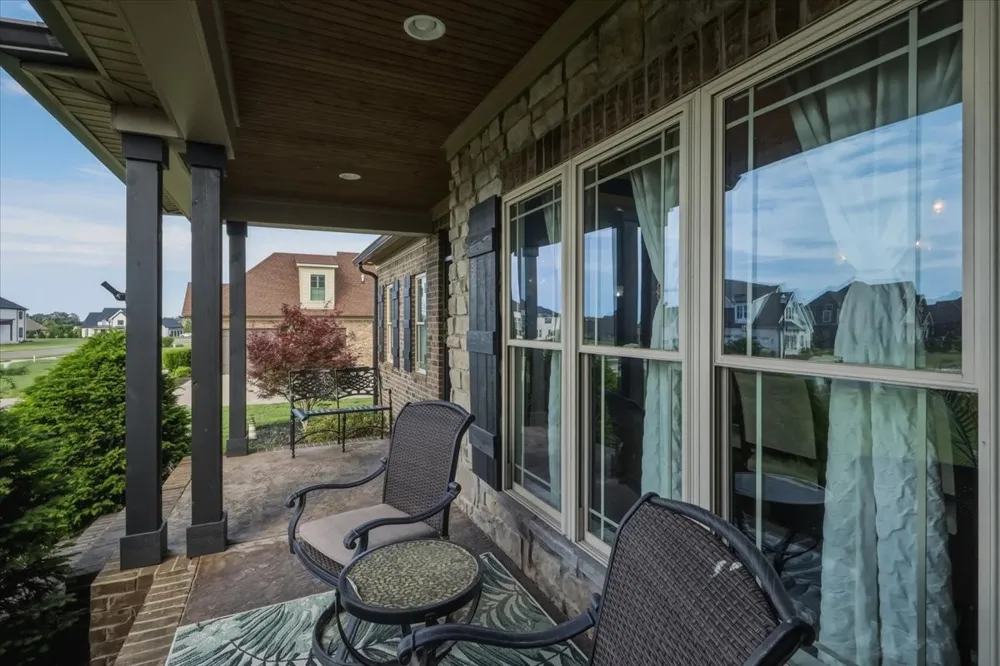 82 Pikes Peak Way Bowling Green, KY 42104