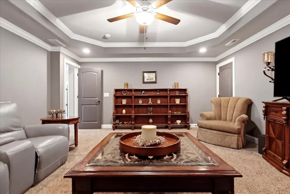 82 Pikes Peak Way Bowling Green, KY 42104