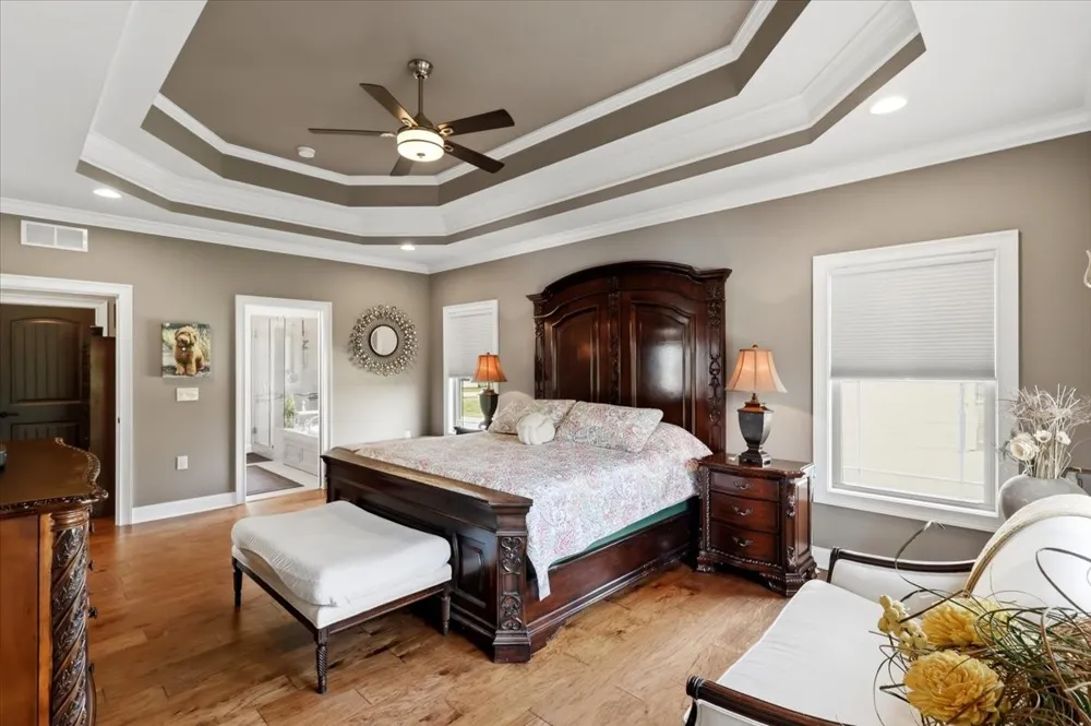 82 Pikes Peak Way Bowling Green, KY 42104