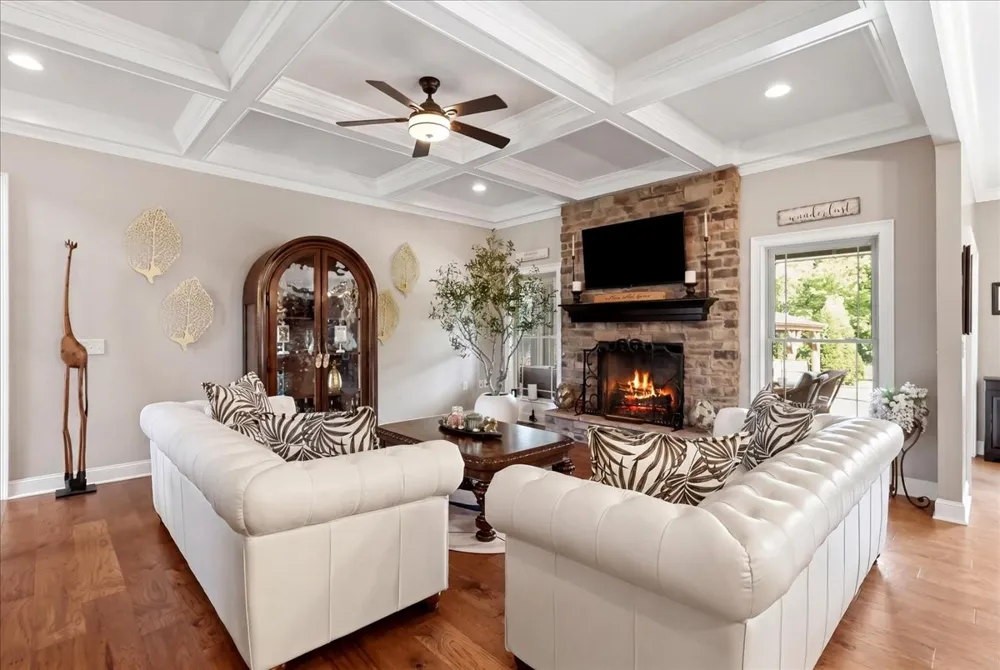 82 Pikes Peak Way Bowling Green, KY 42104
