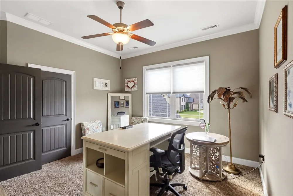 82 Pikes Peak Way Bowling Green, KY 42104