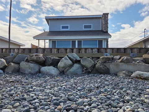 2629 W Beach Road