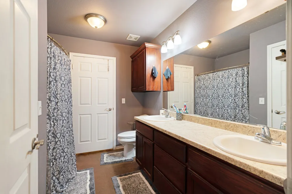 1890 County Road 34520 Sumner, TX 75486