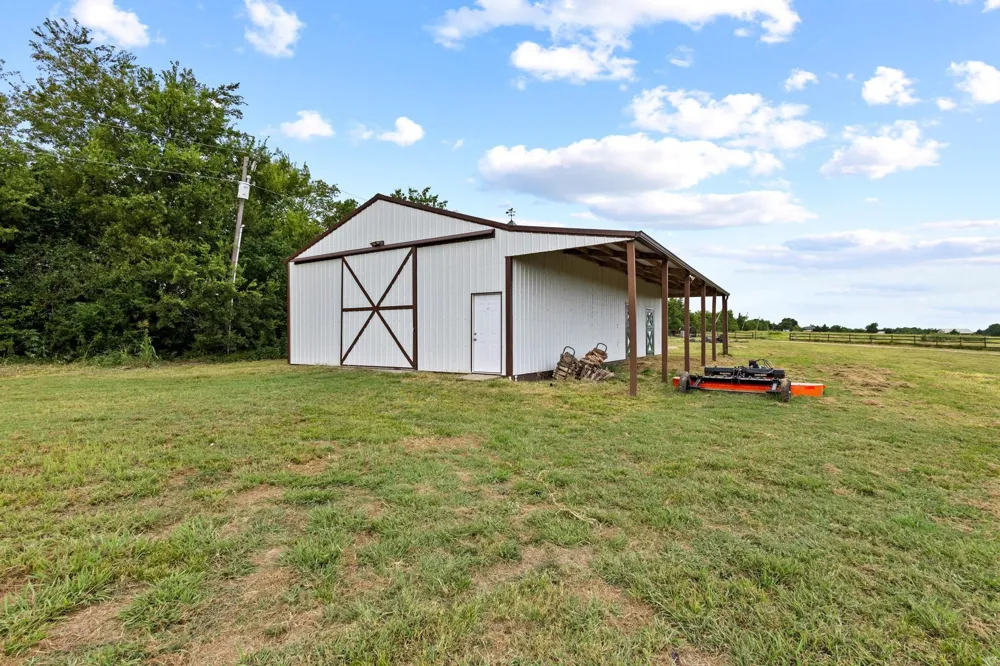 2972 County Road 4826 #2 Wolfe City, TX 75496