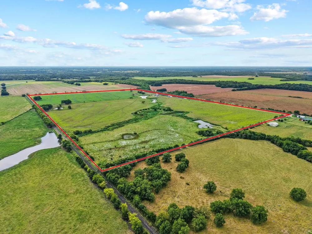 2972 County Road 4826 #2 Wolfe City, TX 75496