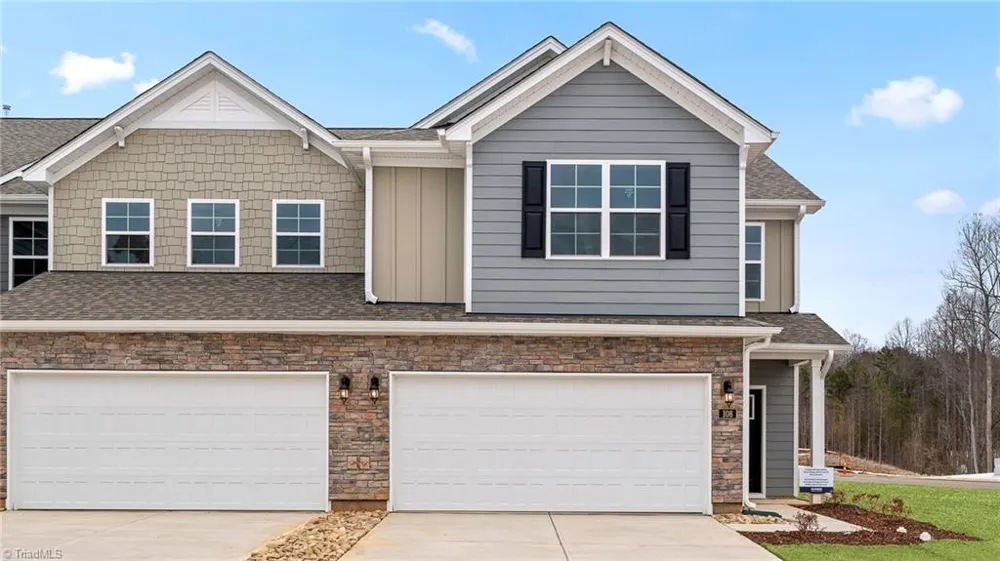 152 Briarwood Lane Bermuda Run, NC 27009