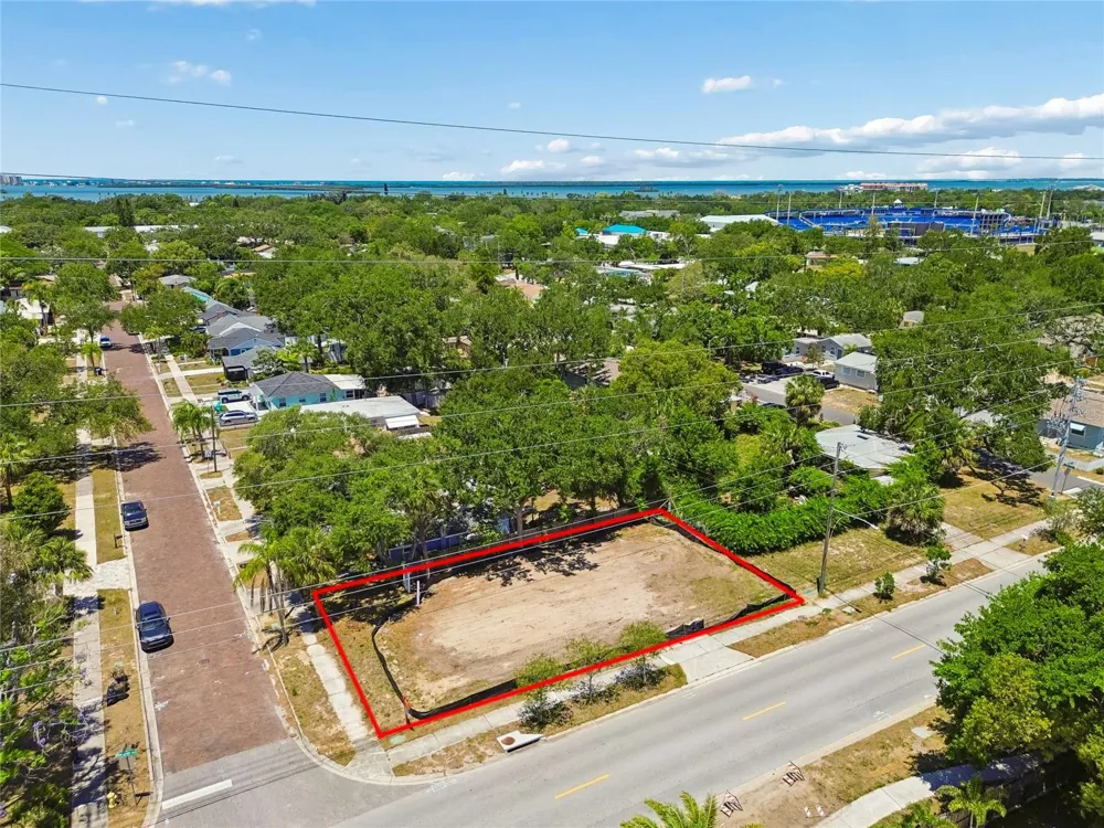 558 ROANOKE STREET Dunedin, FL 34698