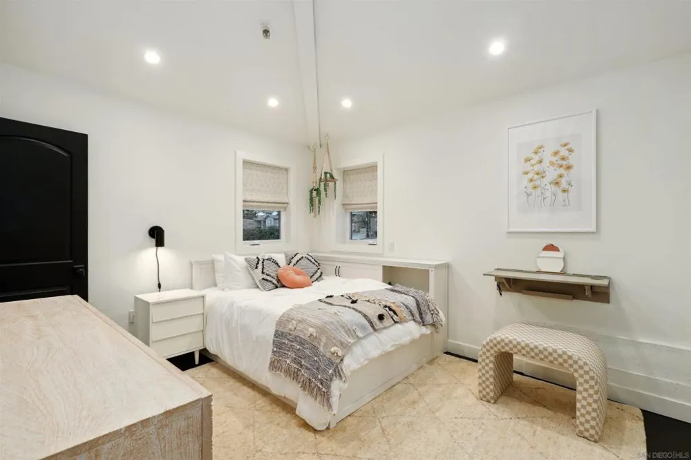 4525 Conrad Drive La Mesa, CA 91941