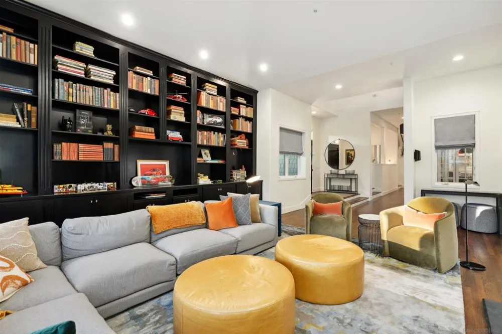 4525 Conrad Drive La Mesa, CA 91941