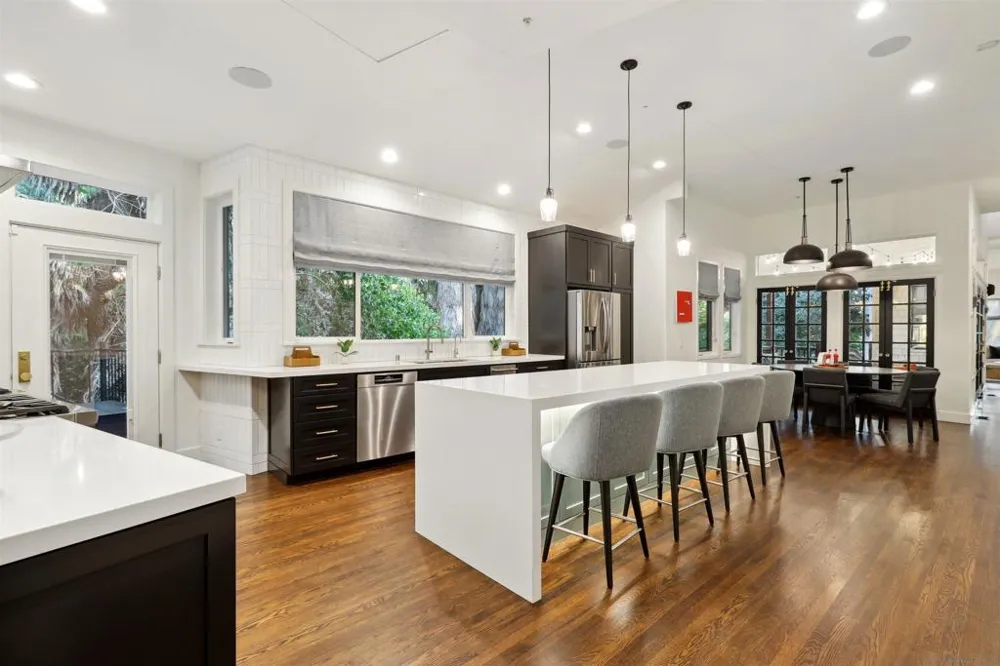 4525 Conrad Drive La Mesa, CA 91941