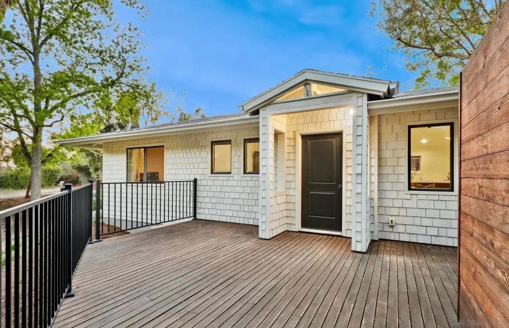 4525 Conrad Drive La Mesa, CA 91941