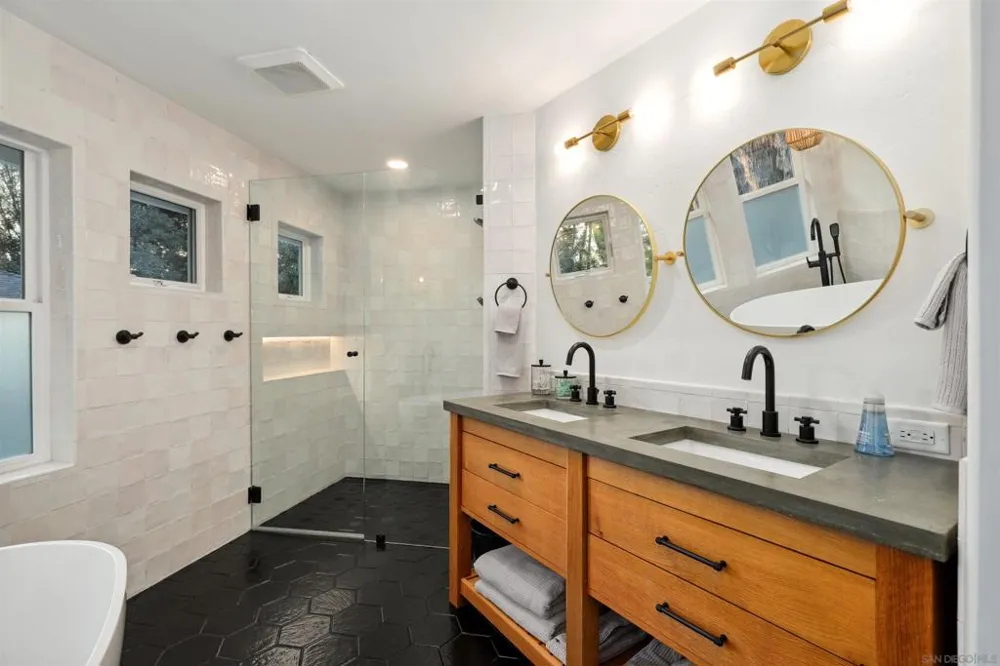 4525 Conrad Drive La Mesa, CA 91941