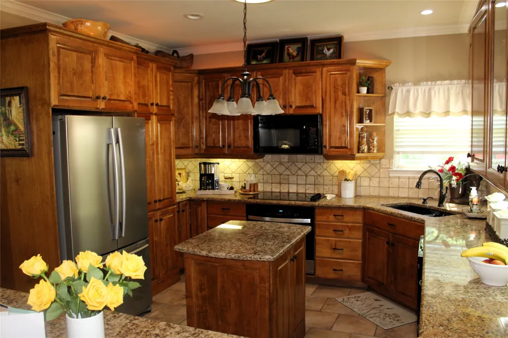 111 Trailwood Road Enchanted Oaks, TX 75156