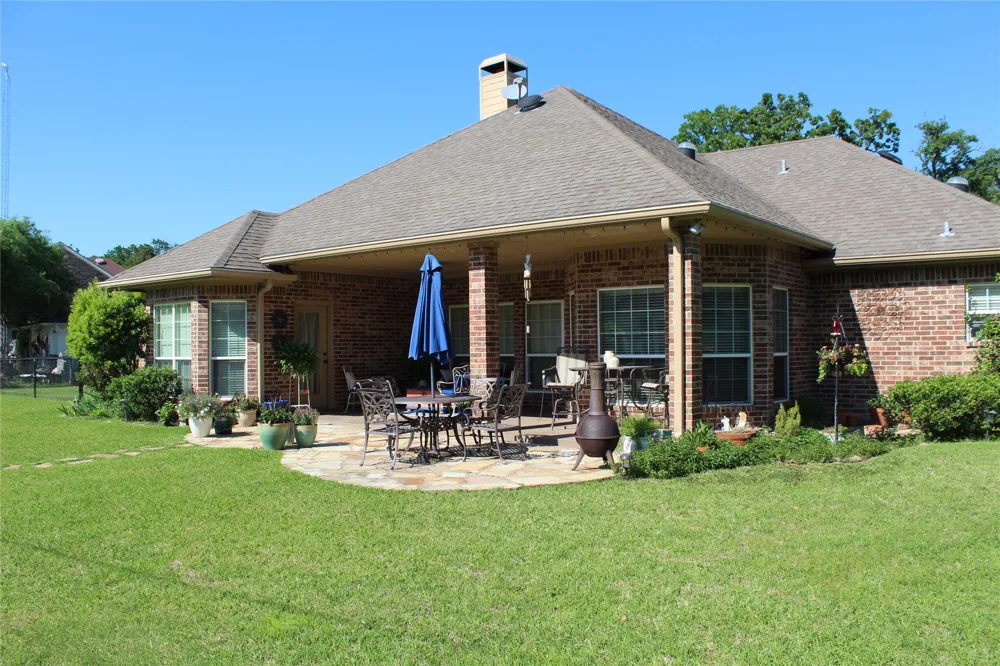 111 Trailwood Road Enchanted Oaks, TX 75156