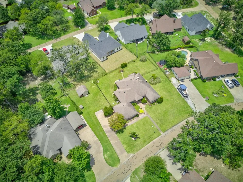 111 Trailwood Road Enchanted Oaks, TX 75156