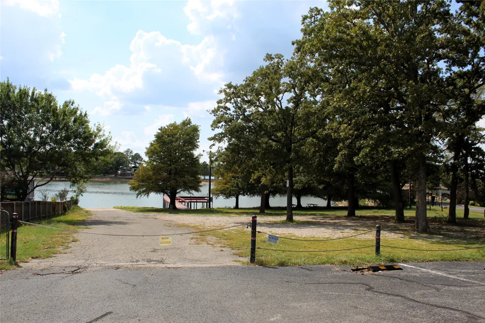 111 Trailwood Road Enchanted Oaks, TX 75156