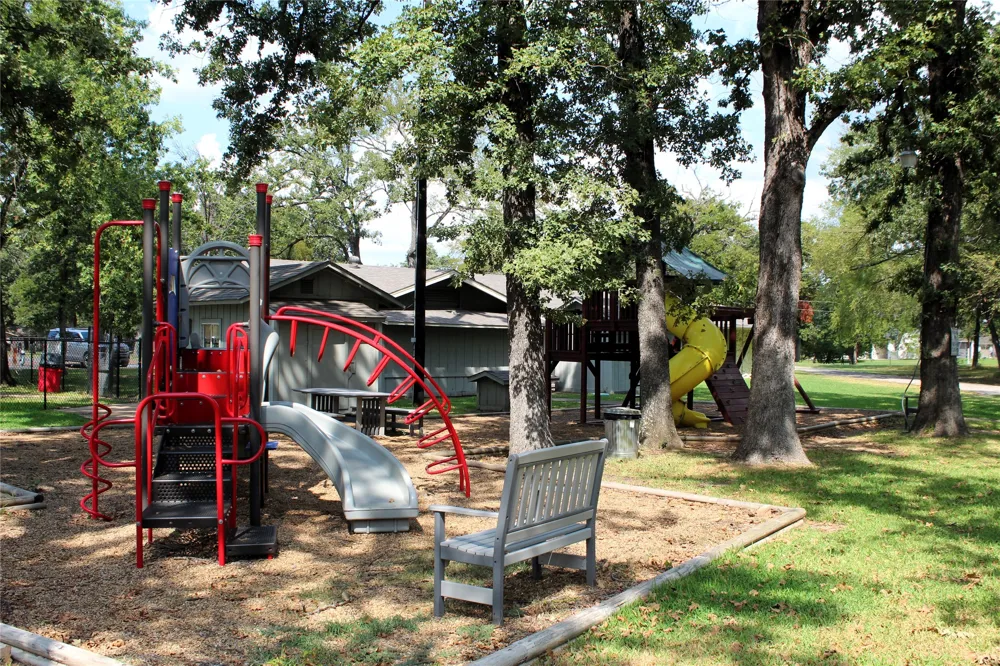111 Trailwood Road Enchanted Oaks, TX 75156