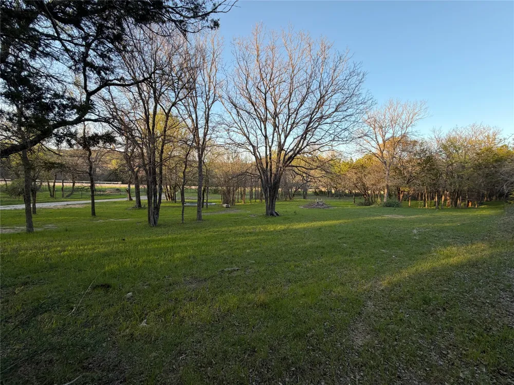 11865 W 180 Graford, TX 76449