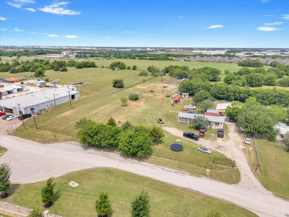 2511 Mathis Road Mansfield, TX 76063