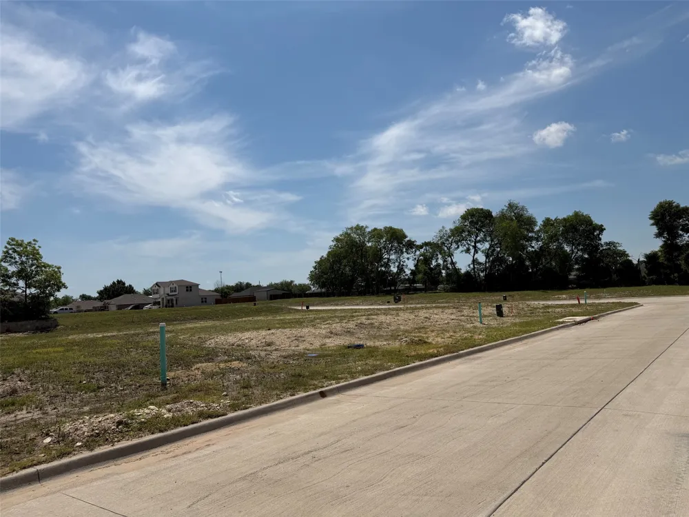 104 Choctaw Drive Leonard, TX 75452
