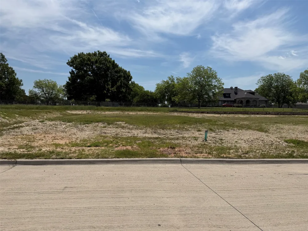 104 Choctaw Drive Leonard, TX 75452