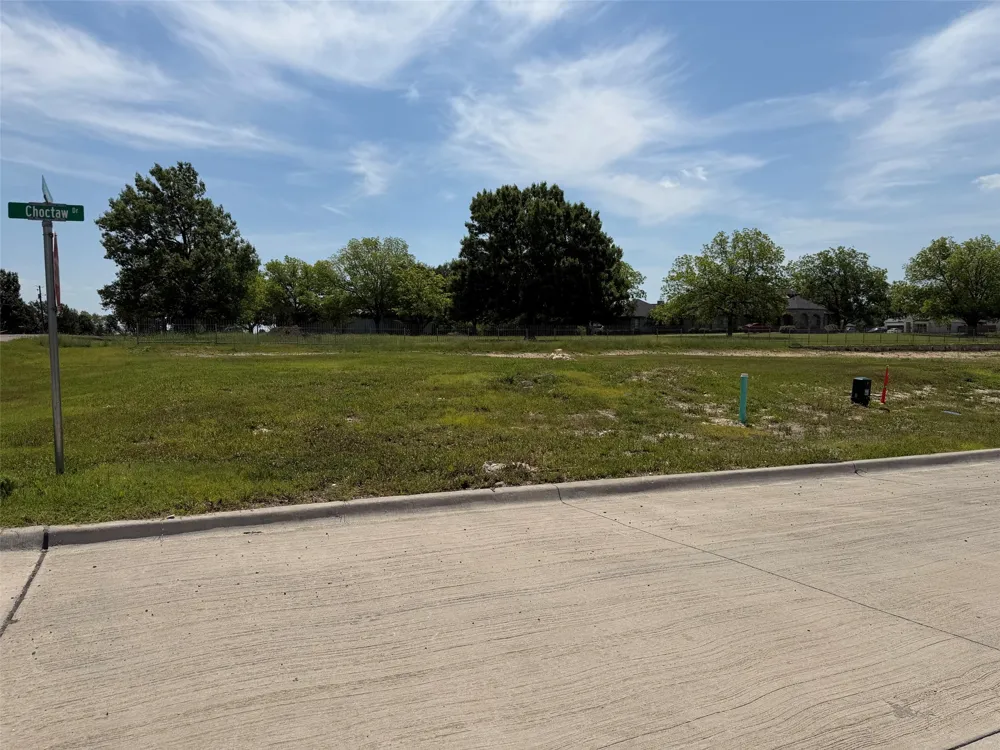 104 Choctaw Drive Leonard, TX 75452