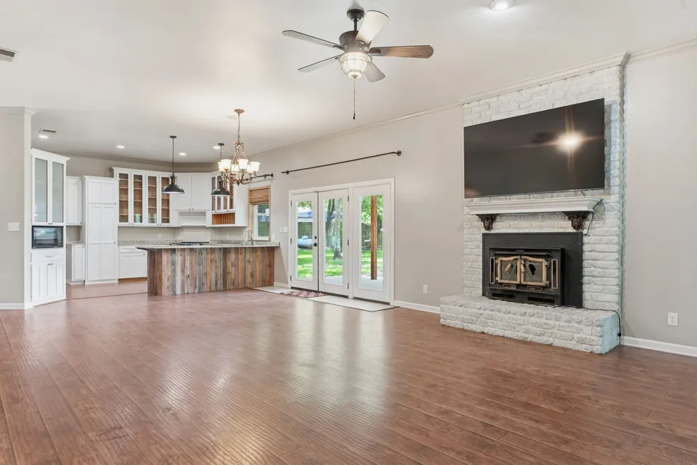 16285 W County Road 189 Flint, TX 75762