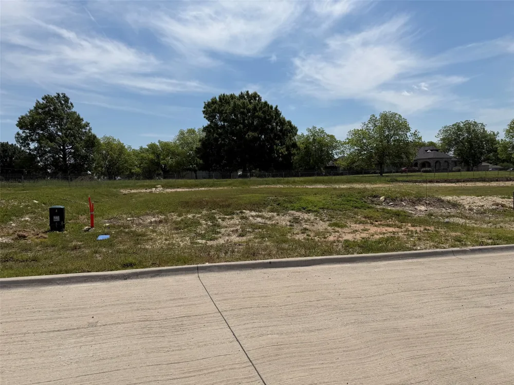 100 Choctaw Drive Leonard, TX 75452
