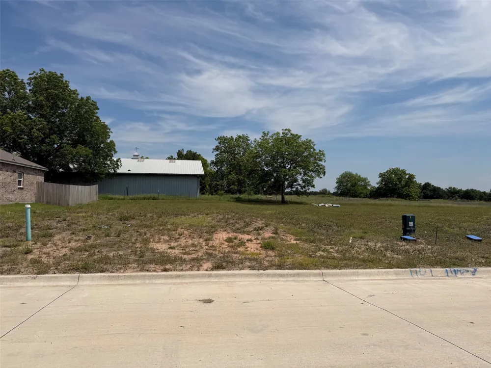 1004 Caspian Lane Leonard, TX 75452