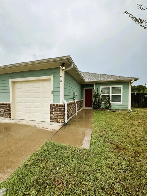 212 Lasso Circle