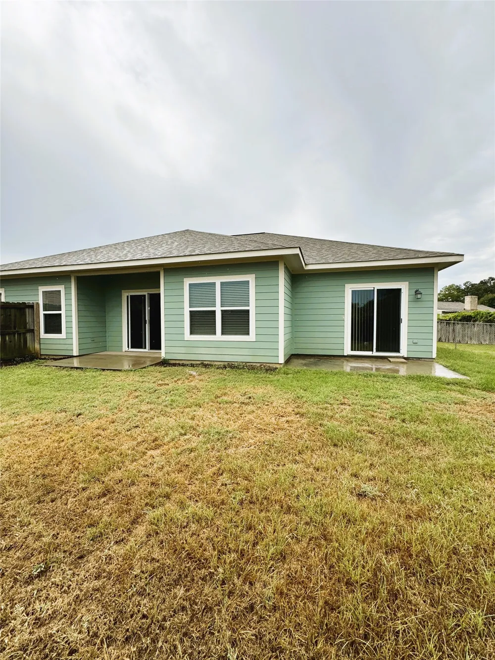 212 Lasso Circle Mabank, TX 75143
